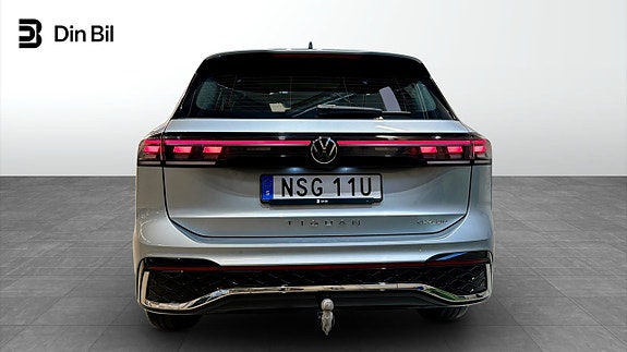 Volkswagen Tiguan 5 of 23
