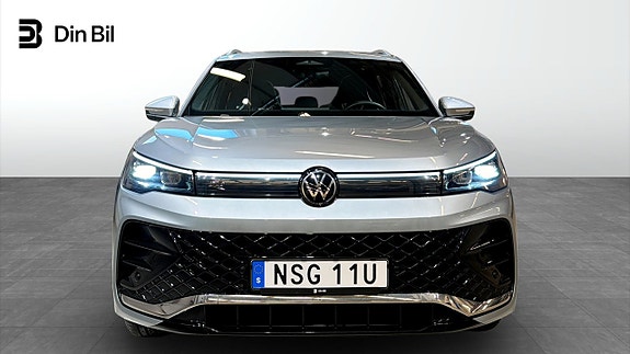 Volkswagen Tiguan 4 of 23