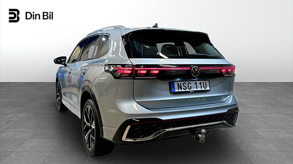 Volkswagen Tiguan 3 of 23