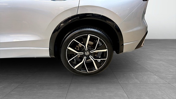 Volkswagen Tiguan 6 of 23