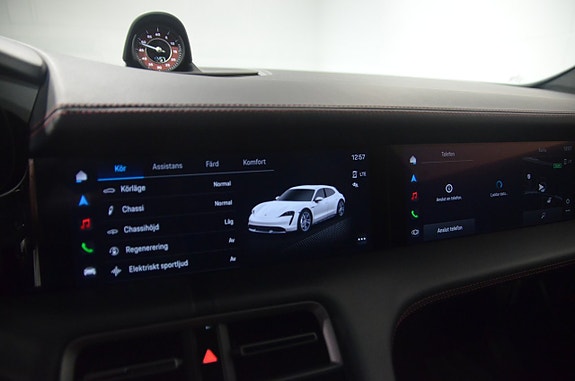 Porsche Taycan Turbo 18 of 25