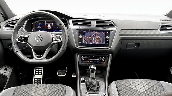 Volkswagen Tiguan 12 of 15