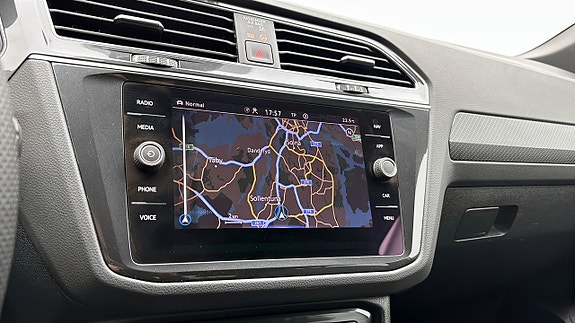 Volkswagen Tiguan 11 of 15
