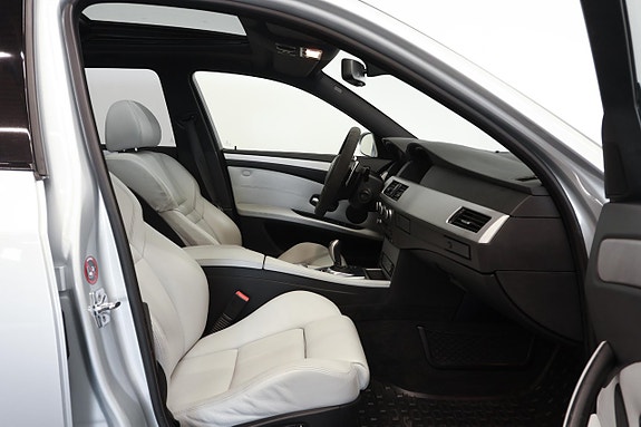 BMW M5 15 of 23