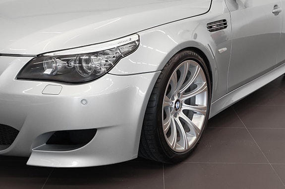 BMW M5 7 of 23