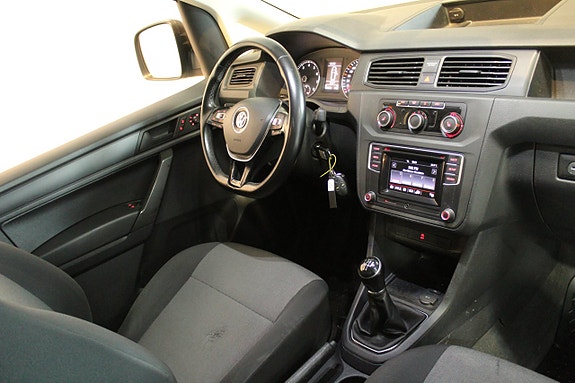 Volkswagen Caddy 10 of 22