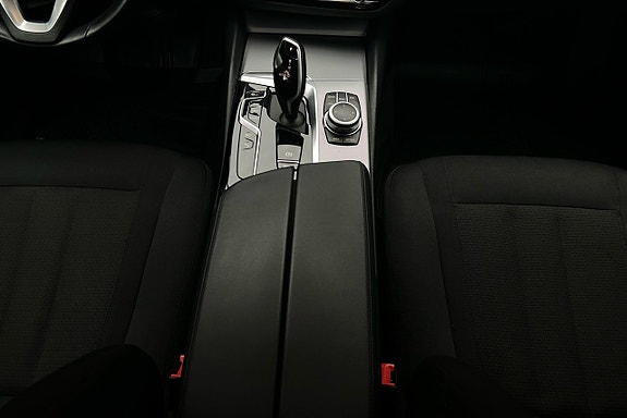 BMW 530e 9 of 29