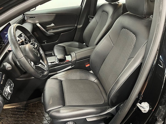 Mercedes-Benz A180 11 of 21
