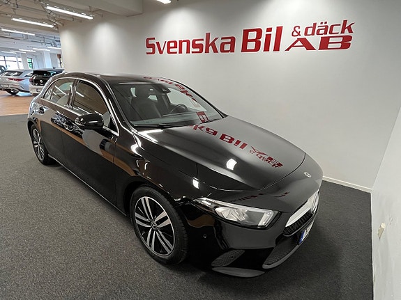 Mercedes-Benz A180 3 of 5