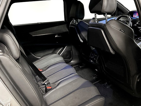 Peugeot 5008 16 of 20