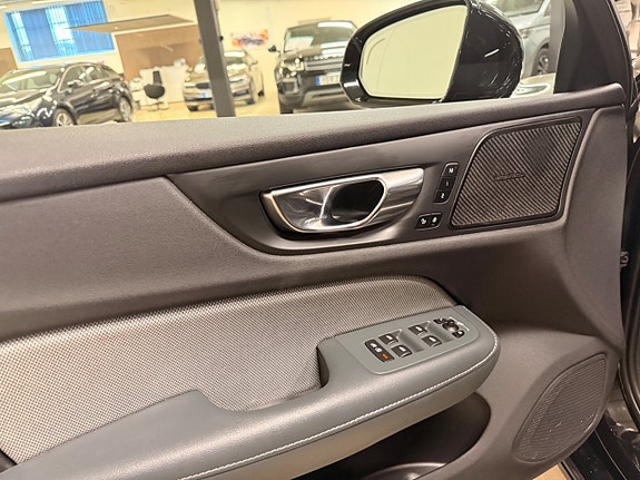 Volvo S60 10 of 30
