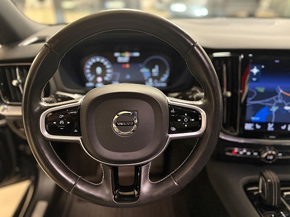 Volvo S60 13 of 30