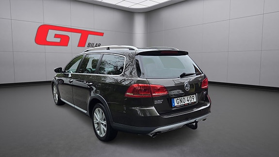 Volkswagen Passat Alltrack 6 of 21