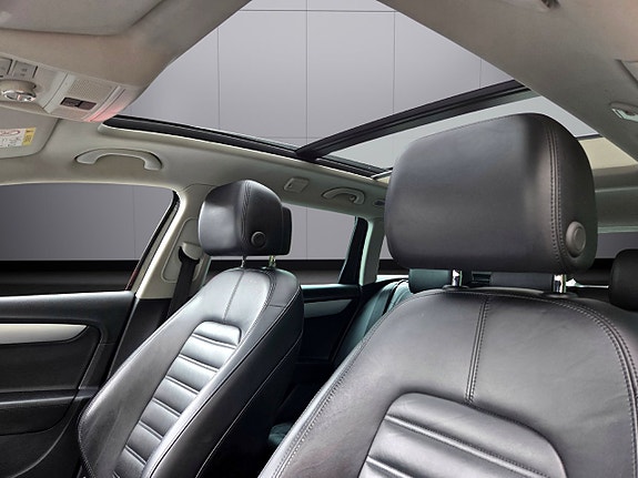 Volkswagen Passat Alltrack 11 of 21