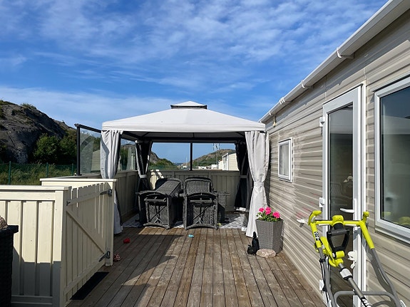 ABI Egen oas bland Bohusläns klippor – Westcoast 32 på attraktiva plats 128 i Lysekil på Siviks camping 3 of 7