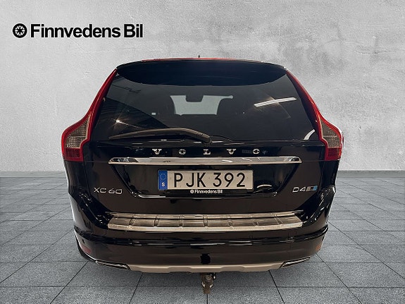 Volvo XC60 4 of 5