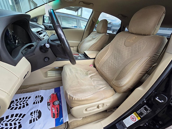 Lexus RX450h 9 of 19