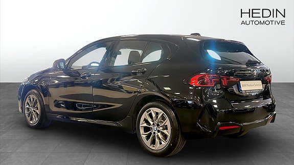 BMW 120 2 of 5