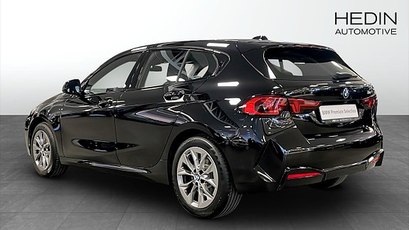BMW 120 2 of 5