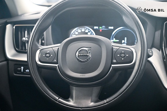 Volvo XC60 13 of 20