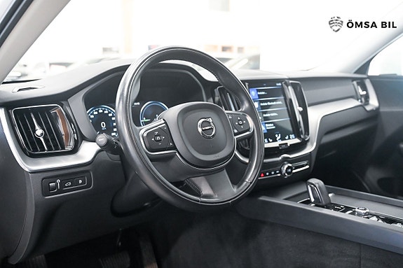 Volvo XC60 11 of 20