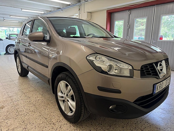 Nissan Qashqai 2 of 5