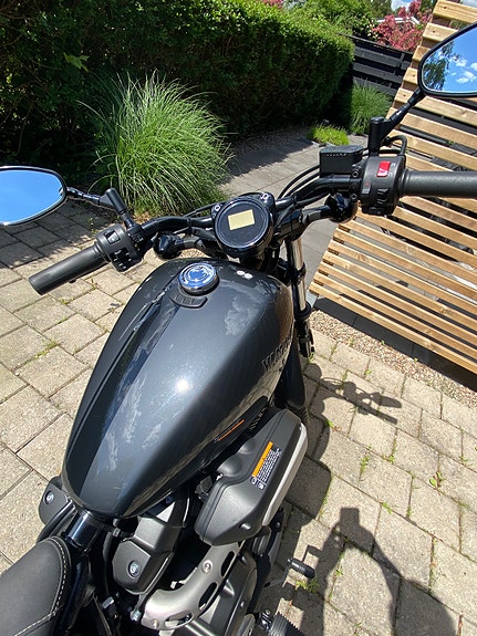 Yamaha XV950R 5 of 5