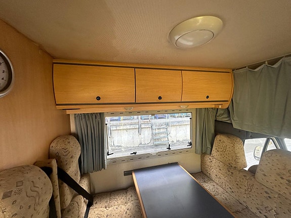 Ford Transit 3 of 11
