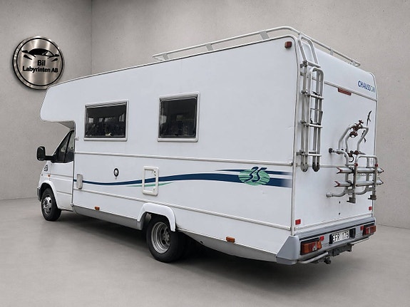 Ford Transit 3 of 5