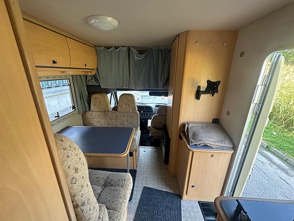Ford Transit 6 of 11
