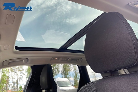 Volvo XC60 5 of 23