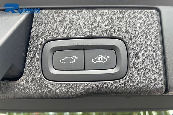 Volvo XC60 19 of 23