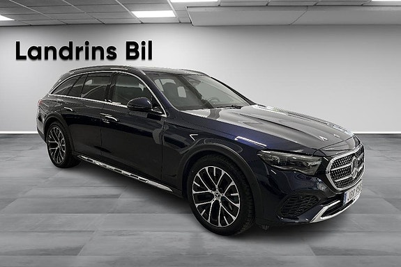 Mercedes-Benz E220 d 3 of 14