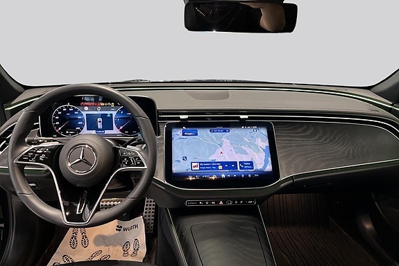 Mercedes-Benz E220 d 7 of 14