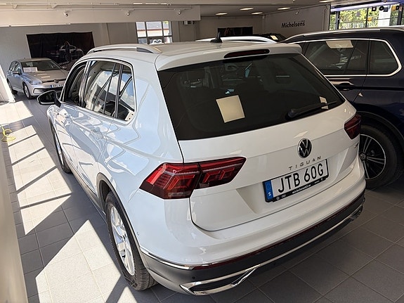 Volkswagen Tiguan 4 of 5