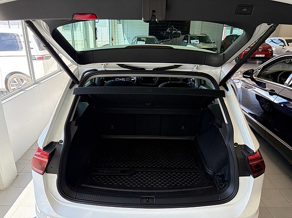 Volkswagen Tiguan 7 of 8
