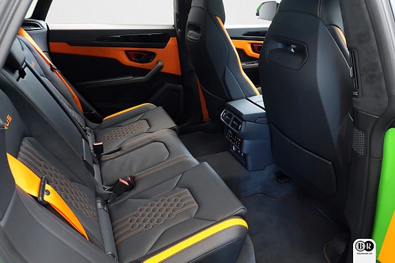 Lamborghini Urus 19 of 24