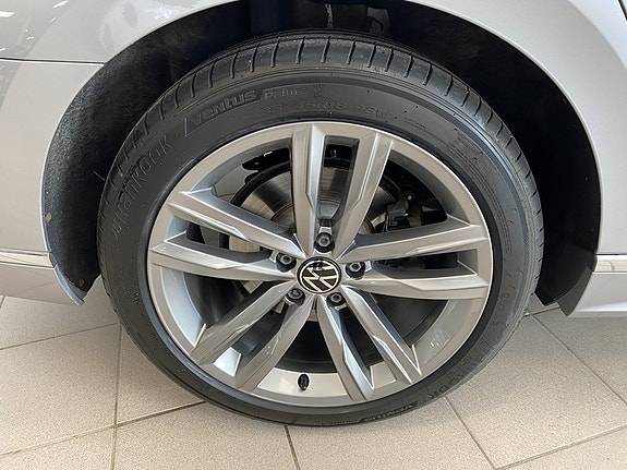Volkswagen Passat 5 of 5