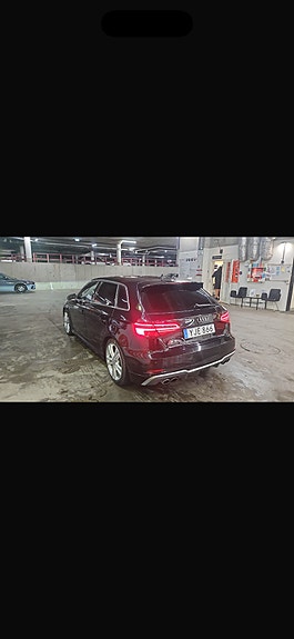 Audi S3 3 of 5