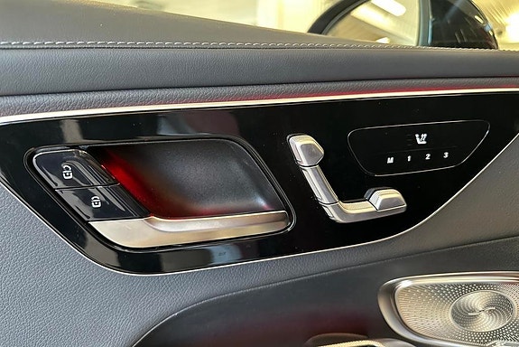 Mercedes-Benz GLC220 d 16 of 17