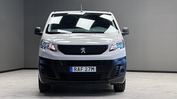 Peugeot e-Expert 20 of 21