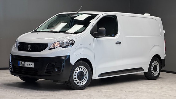 Peugeot e-Expert 19 of 21