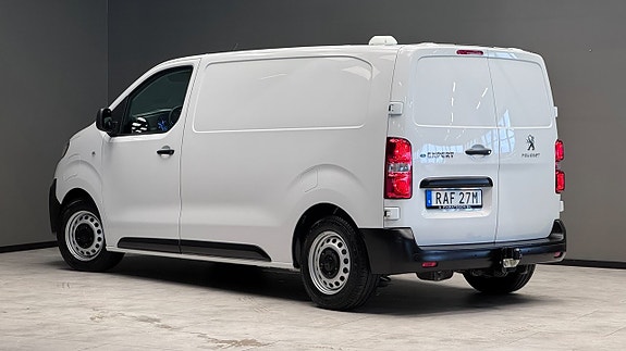 Peugeot e-Expert 18 of 21