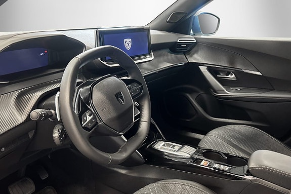Peugeot 2008 4 of 5