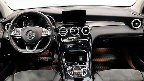 Mercedes-Benz GLC220 d 4 of 5