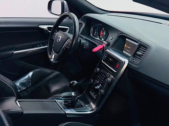 Volvo V60 5 of 5