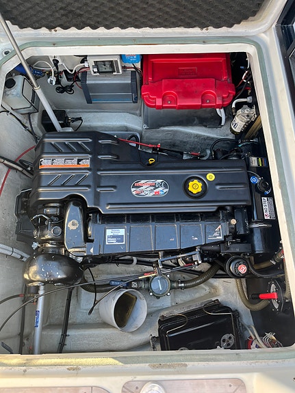 Askeladden 805 Commuter – välutrustad året-runt-båt med Cummins diesel 20 of 23