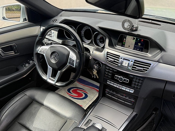 Mercedes-Benz E250 12 of 23