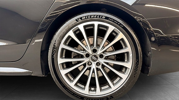 Audi A6 6 of 23