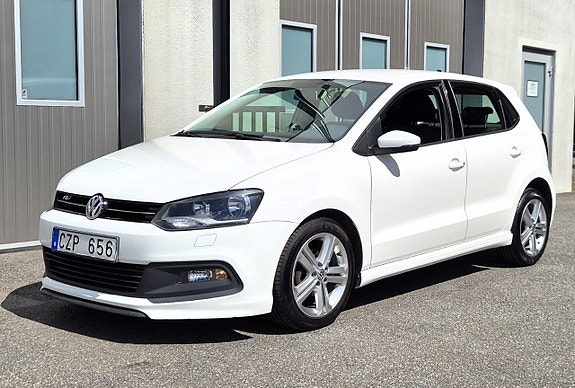 Volkswagen Polo 2 of 5